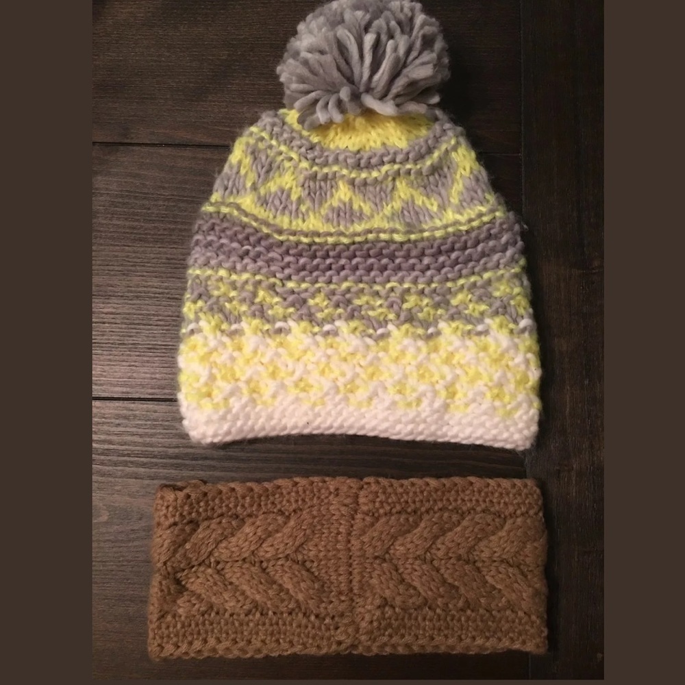 NWOT Cable knit Pom Pom Beanie & Crocheted Earband - Picture 2 of 5